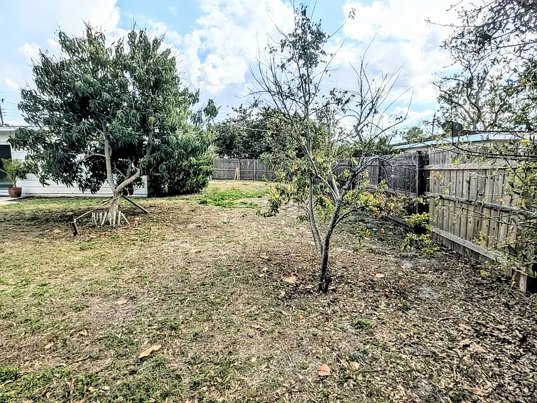4515 Spahn St — Photo 35