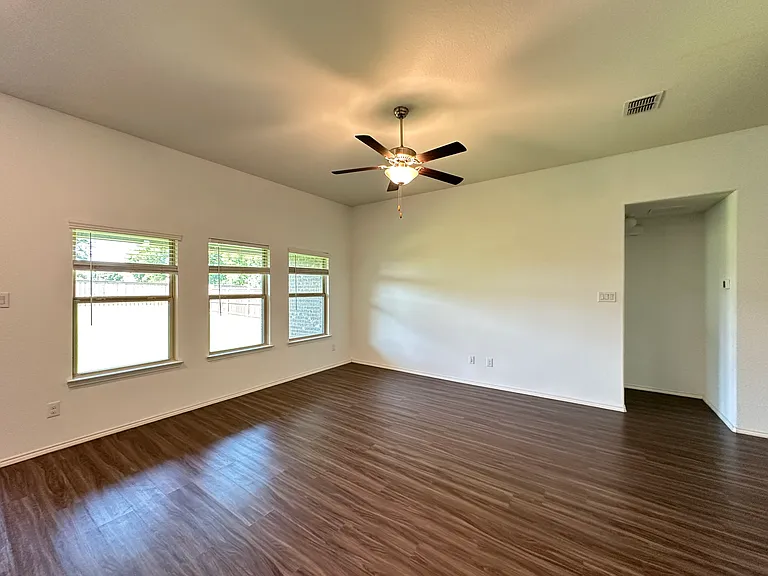1165 Copal Dr — Photo 11