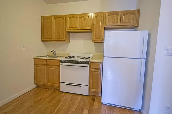 Rented by Level Group | media 3