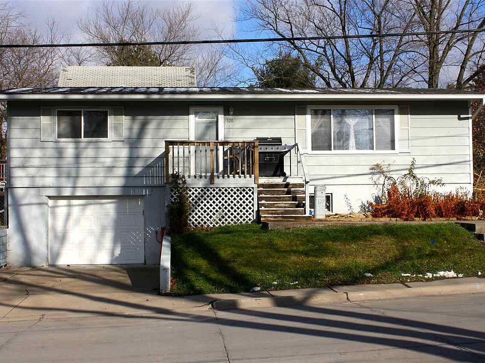 1st image of 320 W Van Buren St