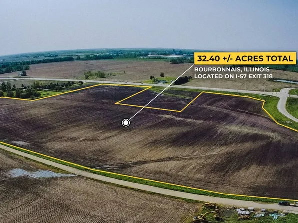 601 6000th Rd, Bourbonnais, IL 60914