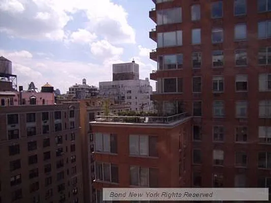 Rented by Bond New York | media 4