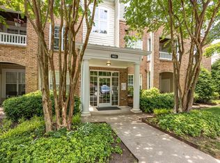 8021 Allyns Landing Way APT 304, Raleigh, NC 27615