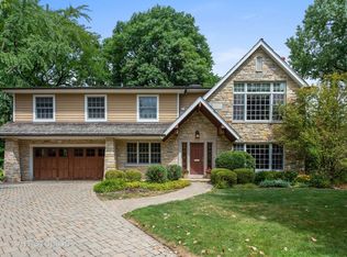 3004 Indianwood Rd, Wilmette, IL 60091