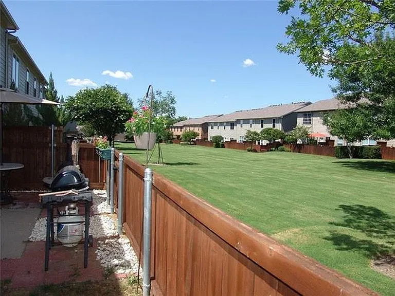 9824 Wilkins Way — Photo 22
