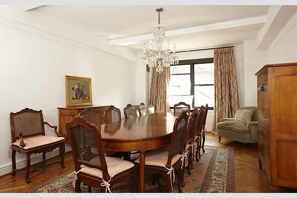 Sold by Stribling | media 13