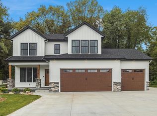 56541 Via Mirafiore, Elkhart, IN 46516