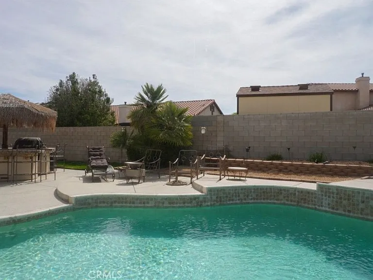 12661 Shorewood Ln — Photo 11