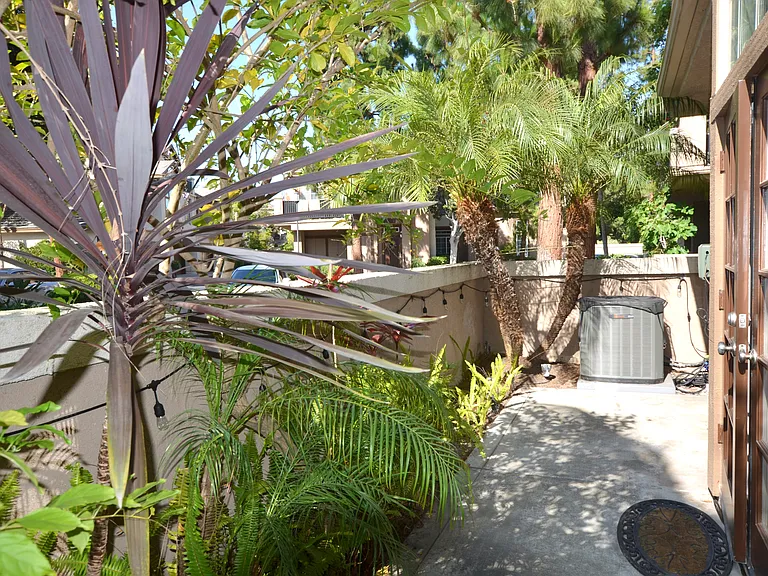 140 Montara Dr — Photo 27