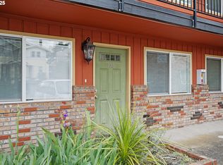 2149 NE Weidler St, Portland, OR 97232