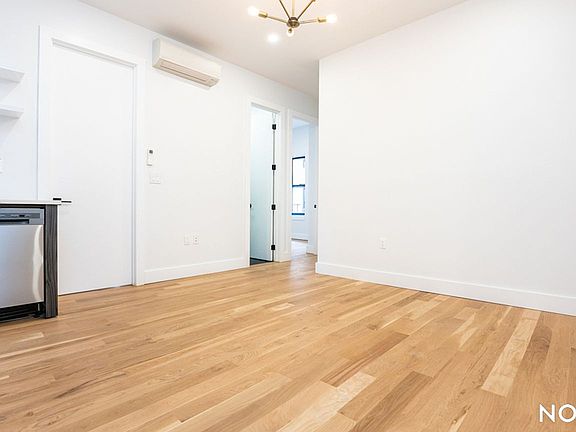 5th image of 354 S 1st St #1C