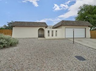 2107 Forest Trail Rd SE, Rio Rancho, NM 87124