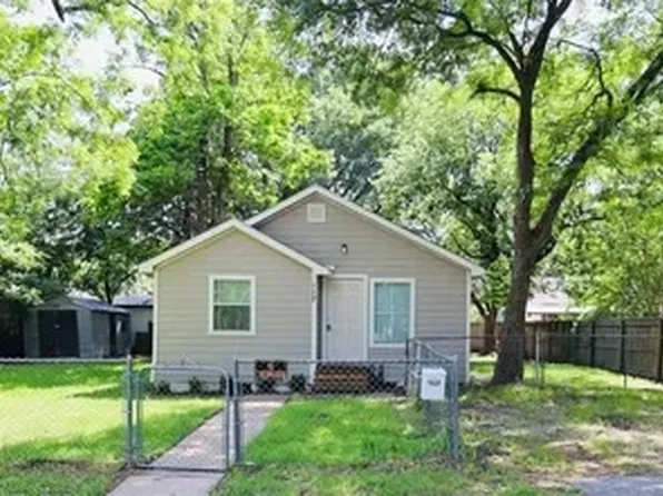 117 Hackberry St, Terrell, TX 75160