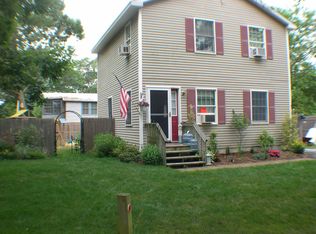 45 Walnut Pl, Mattituck, NY 11952