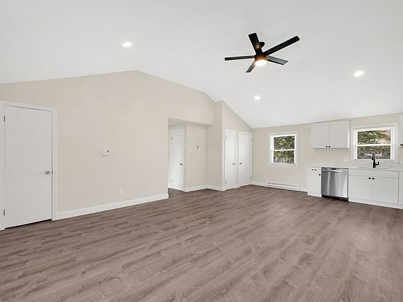 5th image of 24 Daley St