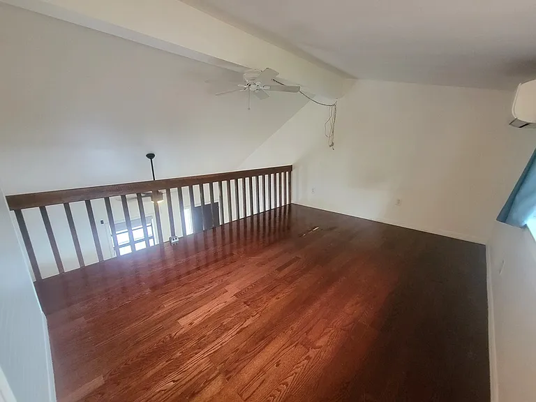 2142 Bradford St #325 — Photo 9