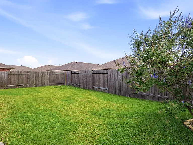 23611 Eldarica Pine Ct — Photo 22