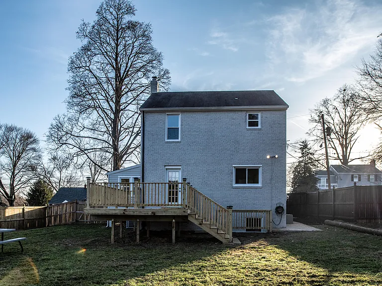 2816 Schooley Dr — Photo 29