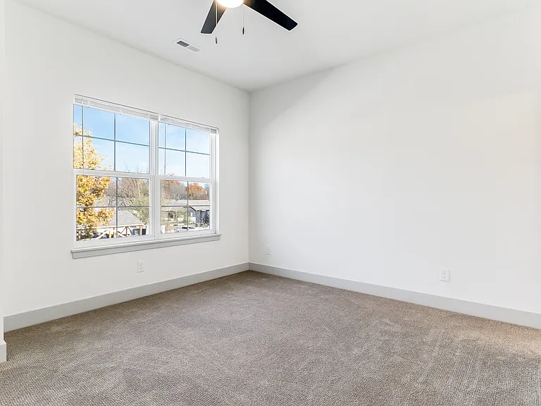 33247 W 85th Ter #5A — Photo 17