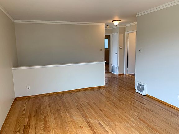 4th image of 422 Dellbrook Ave