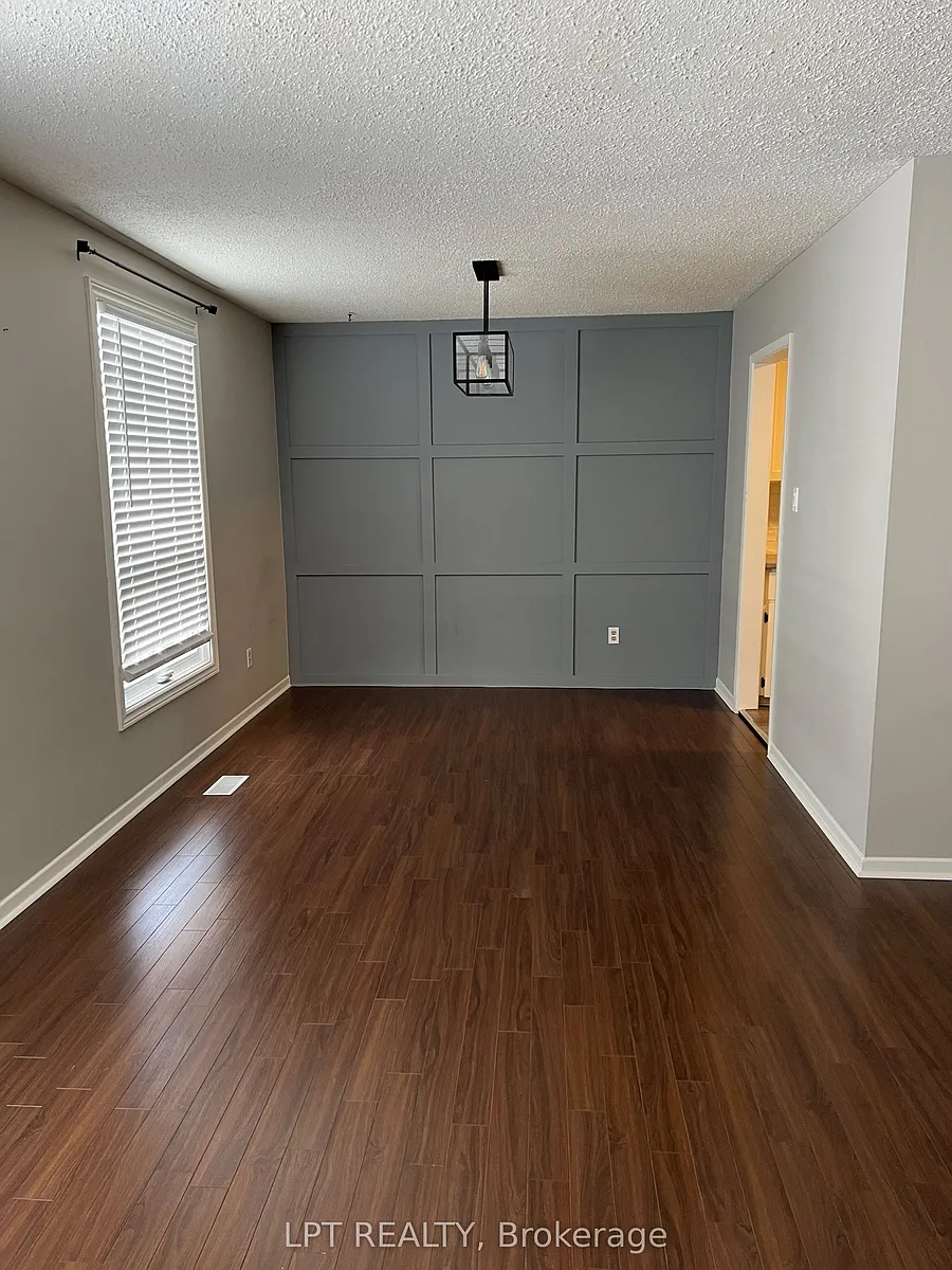 Building Photo - 20 Glenbrook Dr