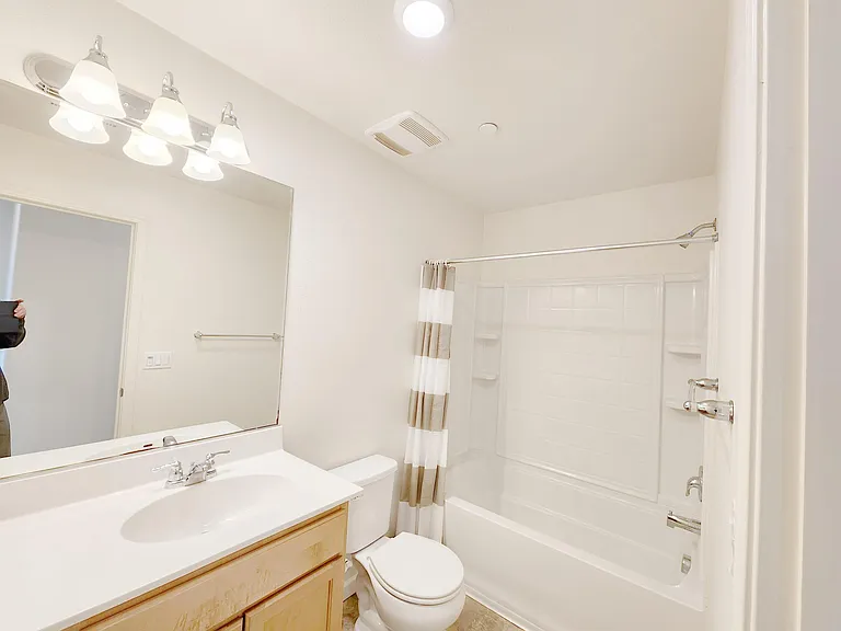 1025 Gabbiano Ln #1 — Photo 15