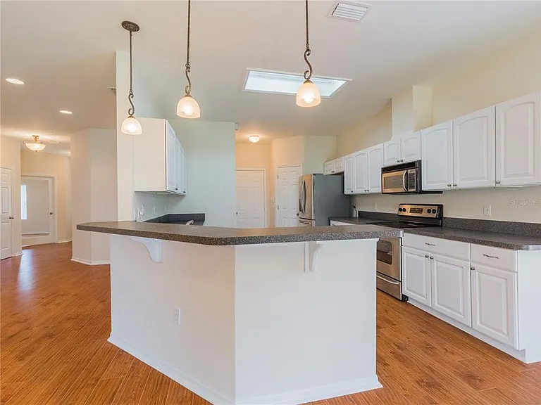 7595 SW 84th Dr — Photo 7