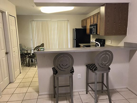 3rd image of 124 Reserve Cir APT 104