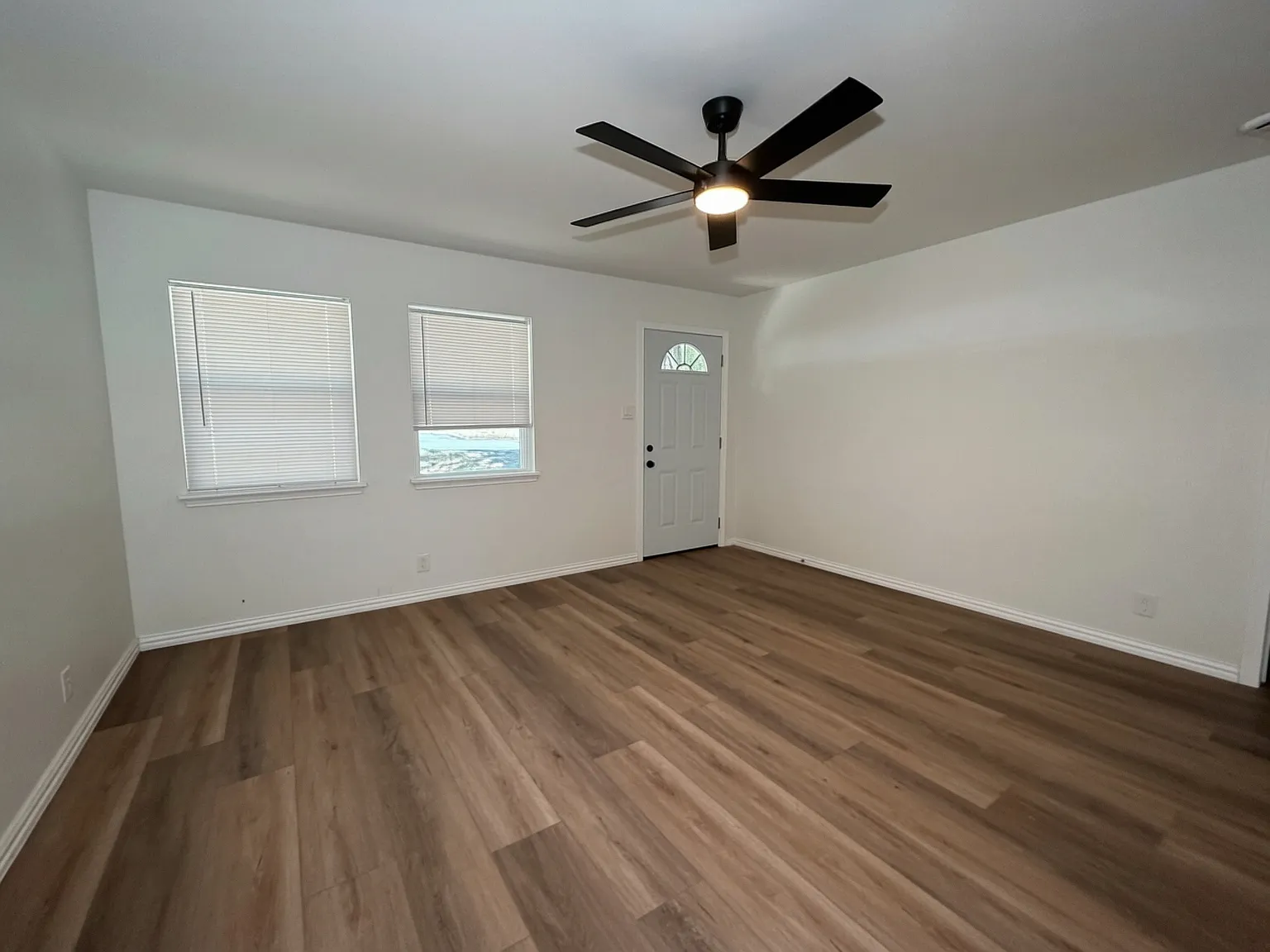 1108 Park Dr - 1 — Photo 3