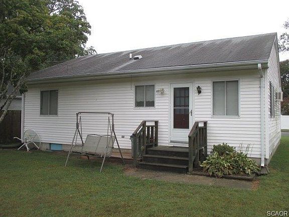 4th image of 219 Elm Dr