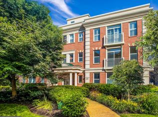 1555 N Colonial Ter APT 600, Arlington, VA 22209
