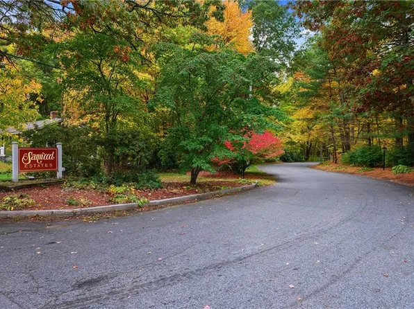 65 Sanwood Dr, Burrillville, RI 02830