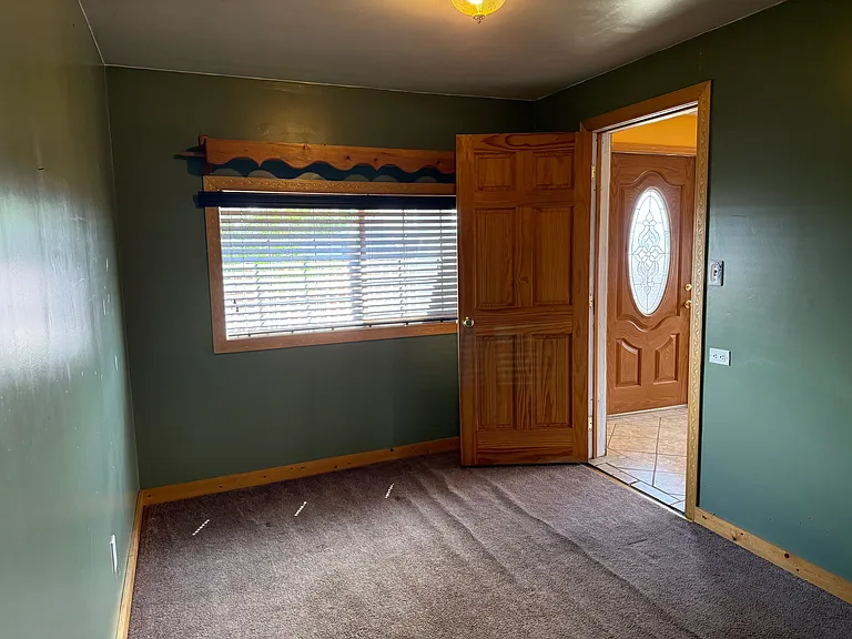 204 Main St — Photo 14