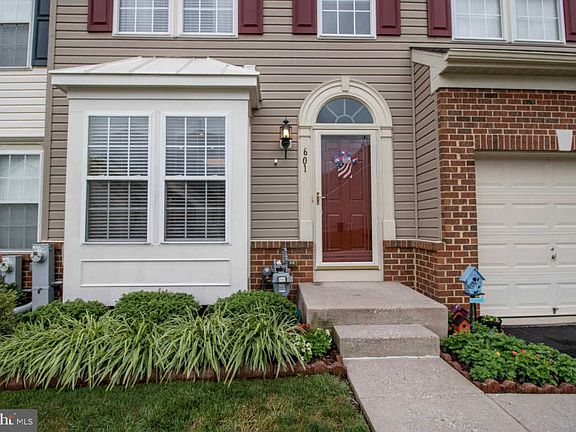 5th image of 601 Brightwoods Way Unit 61
