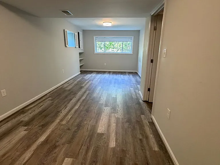 9311 Chanute Dr — Photo 18