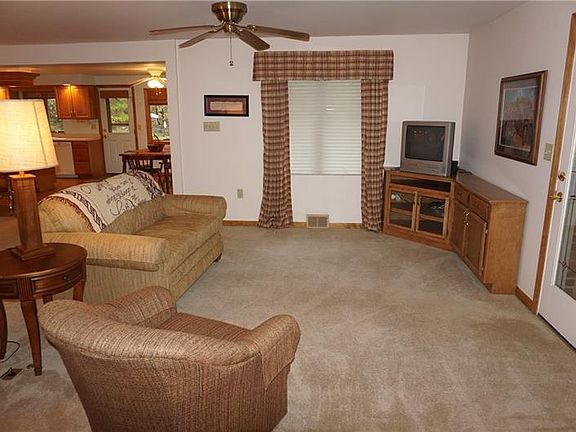 3rd image of 9368 Northgate Dr