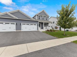 162 Lomartire Dr, Colchester, VT 05446