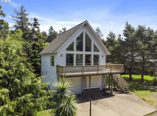 5905 12th St NW, Tillamook, OR 97141