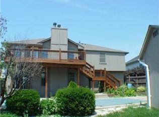 508 NE Wood Ct, Blue Springs, MO 64014