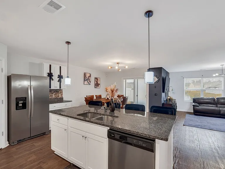 123 Tobago Cir — Photo 21