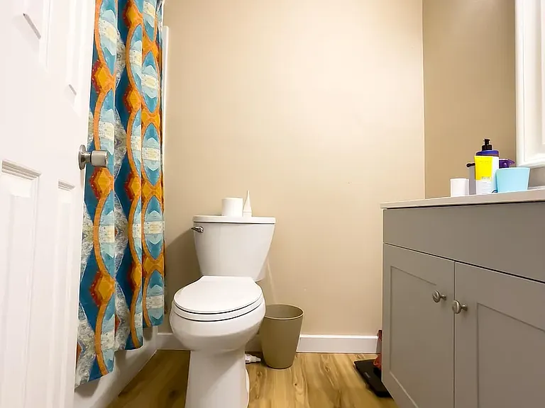 558 N Highland Ave — Photo 15