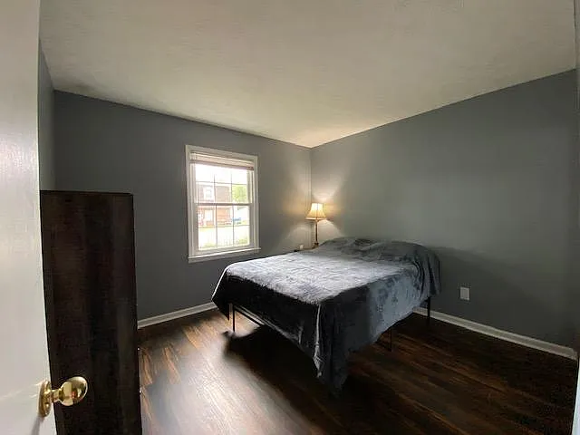 220 Pearson St — Photo 28