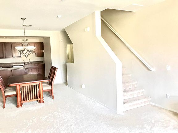 5th image of 16910 Bixby St Unit 3