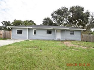 5812 17th St, Zephyrhills, FL 33542