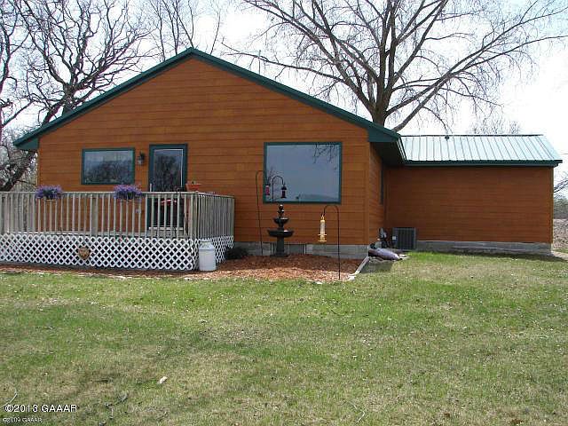 1st image of 450 County Road 5 NW