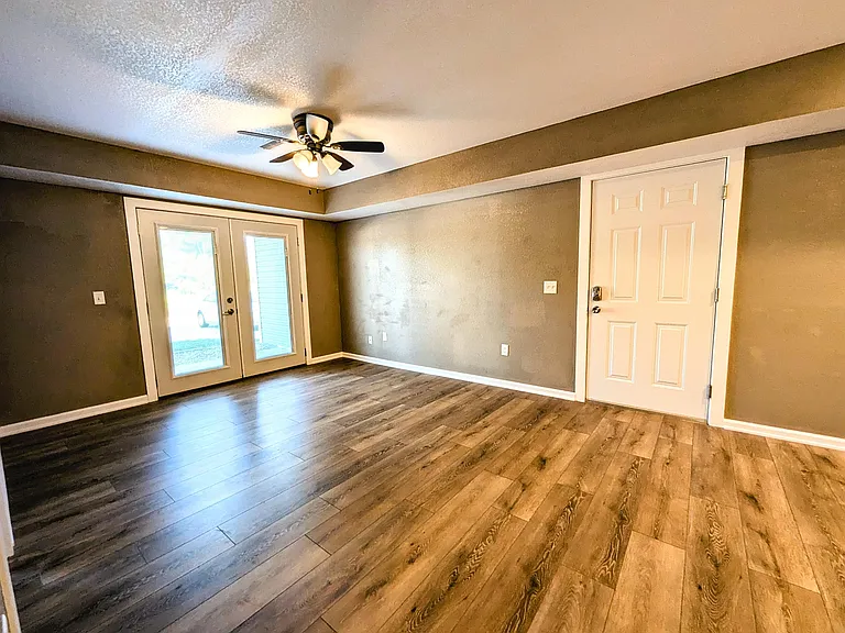 1319 B Ave W #32 — Photo 2