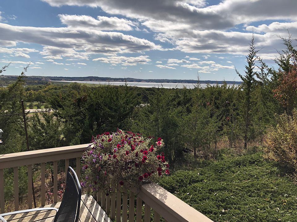 Lewis & Clark View Home