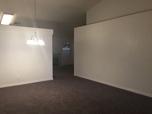 3rd image of 13548 W Nolina Dr