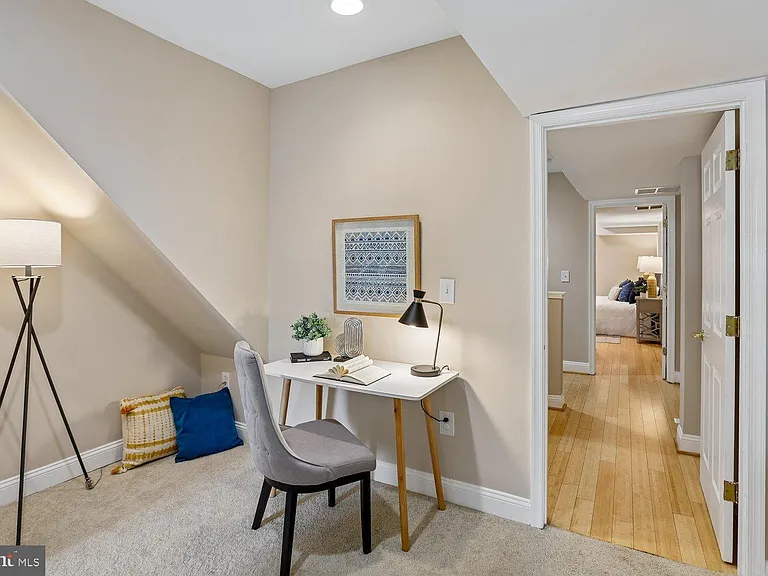 2106 Fleet St — Photo 29