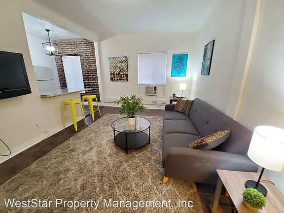 2nd image of 833 Fedora St #202